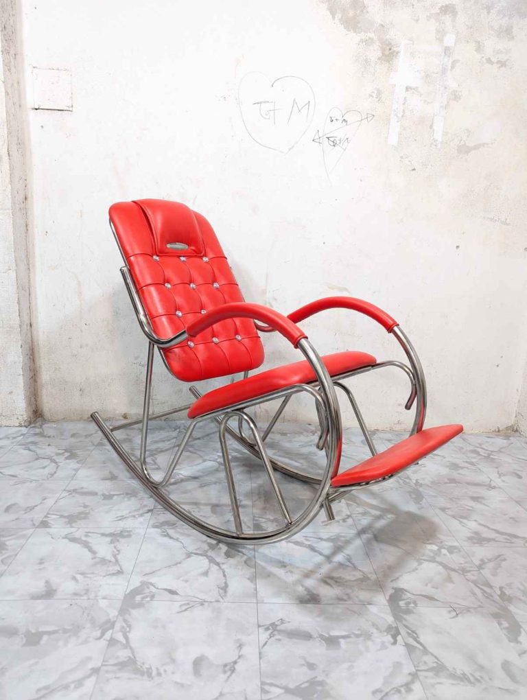 Rocking Chair - লাল কালার - ডায়মন্ড বাটন